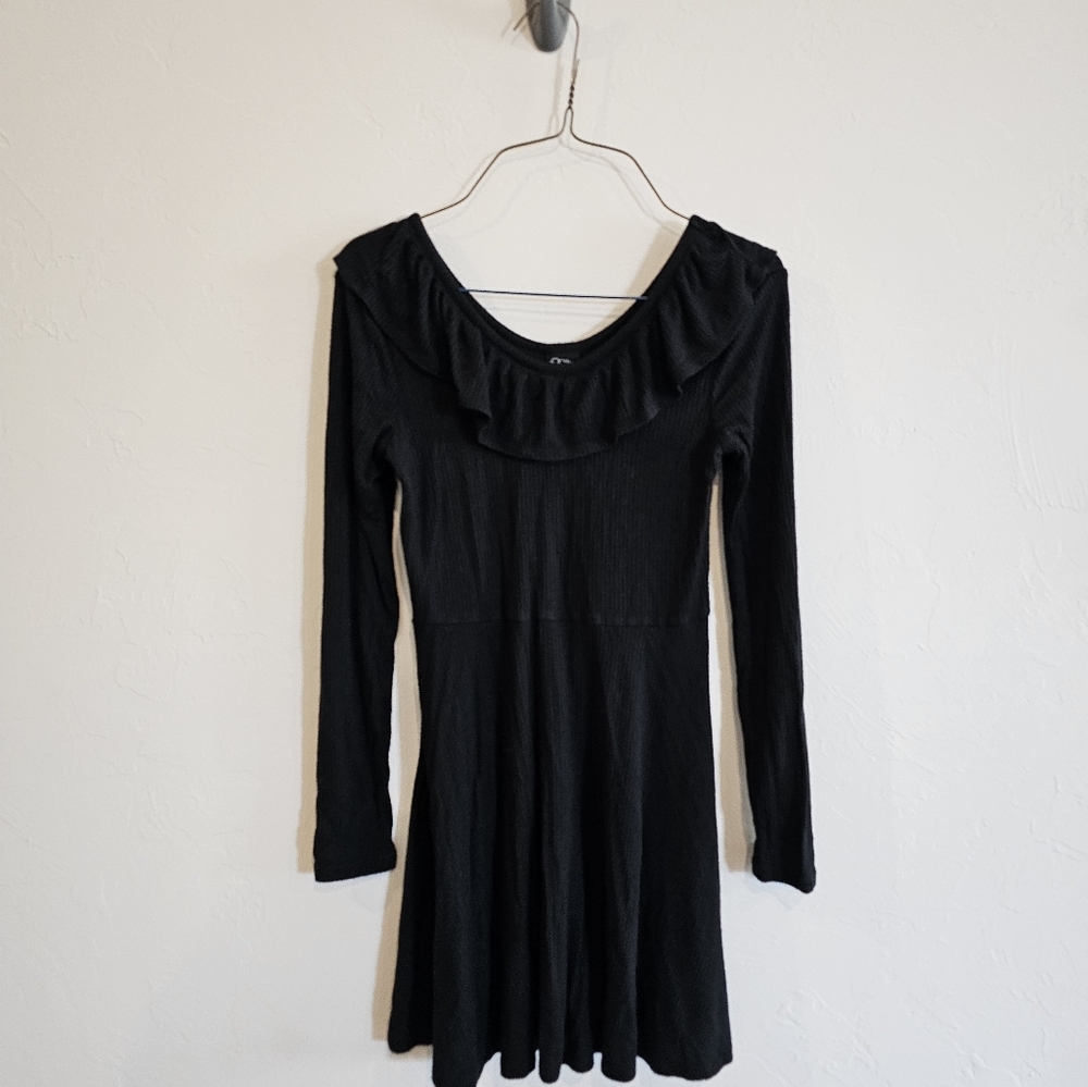 Girl's Dress with Frilled Collar - Black